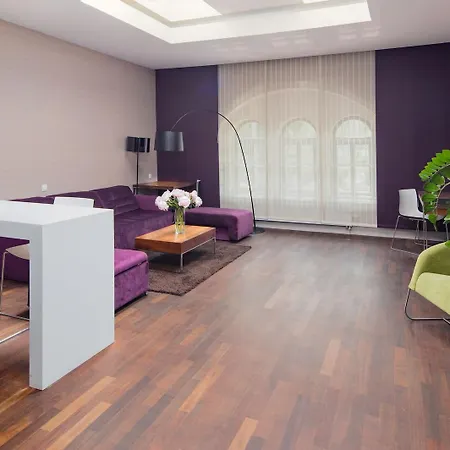 Hotel Park & 5*