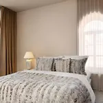Park & Hotel