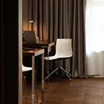 Hotel Park & 5*