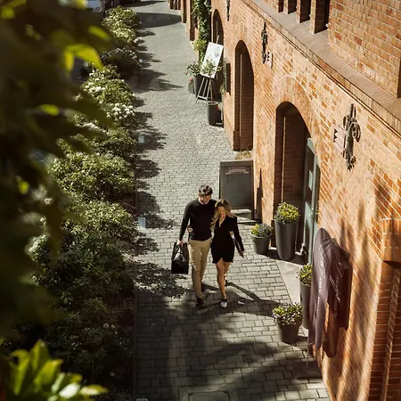 فندق سيتي بارك آند ريزيدنس 5*